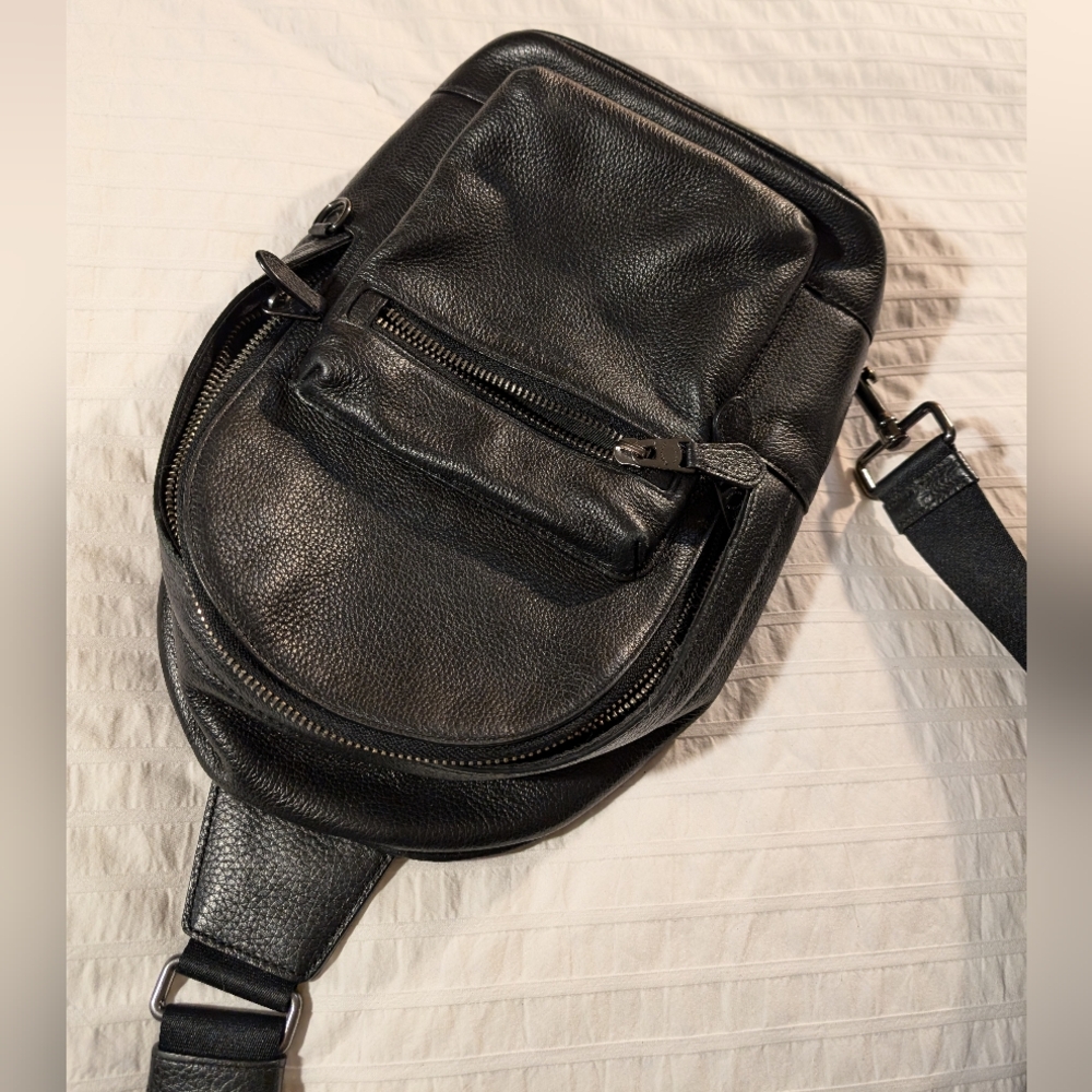 Coach Gender fluid minimalist black pebble leather crossbody bag for essentials